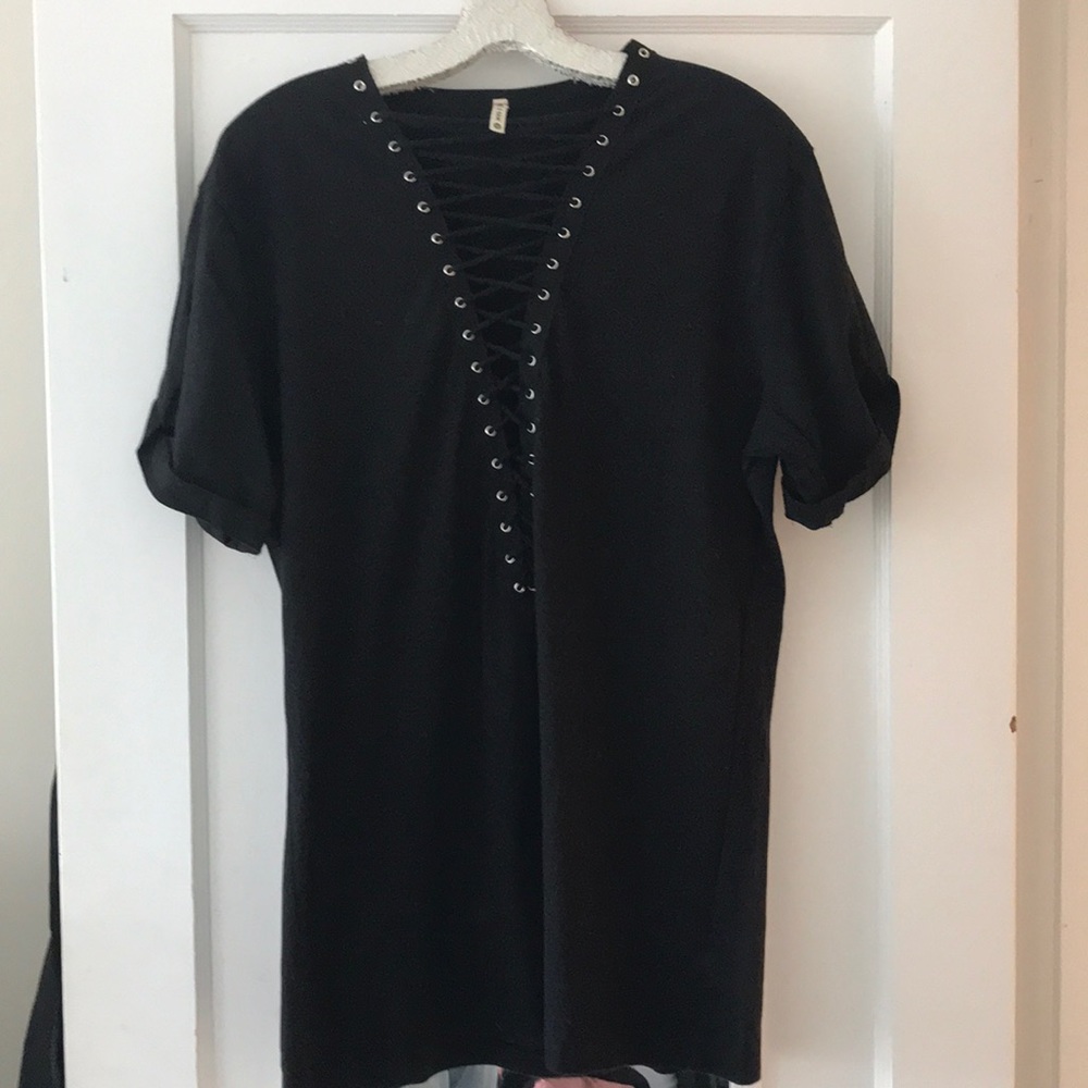 Emma & Sam Lace-up Tee